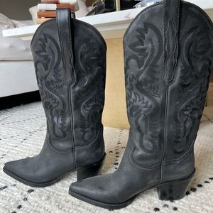 Jeffrey Campbell dagget Cowboy boots
